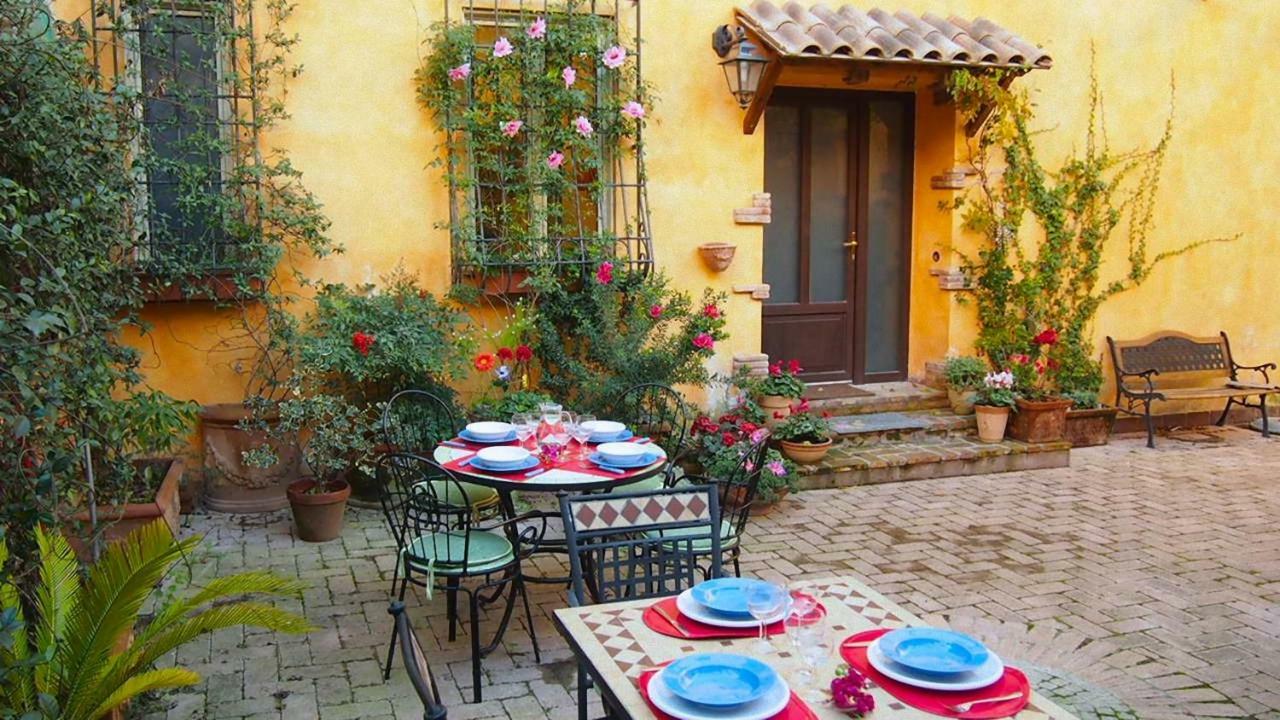 La Piazzetta Di Roma Villa Exterior photo